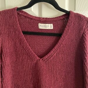 Abercrombie & Fitch Women's Wine color  V-Neck Sweater